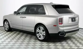 
									Rolls-Royce Cullinan full								