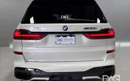 BMW X7 M50i