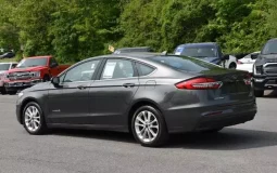 Ford Fusion Hybrid SE