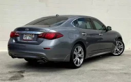 INFINITI Q70L 3.7 LUXE