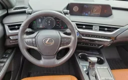 Lexus UX 250h Base