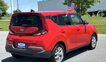 
									Kia Soul S full								