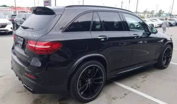 
									Mercedes-Benz AMG GLC 63 Base 4MATIC full								