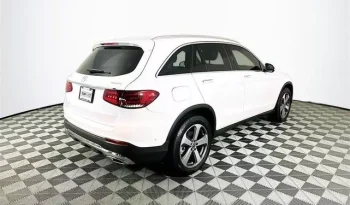 
									Mercedes-Benz GLC 300 Base 4MATIC full								