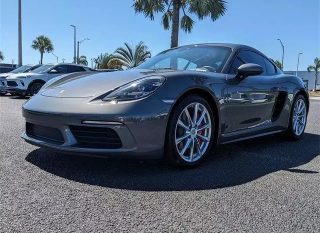 
								Porsche 718 Cayman S full									