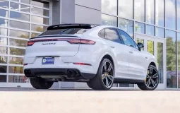 Porsche Cayenne E-Hybrid Coupe Turbo S