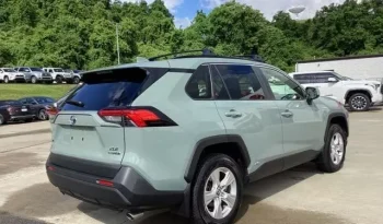 
									Toyota RAV4 Hybrid XLE full								