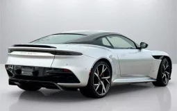 Aston Martin DBS Superleggera