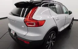 Volvo XC40 Recharge Pure Electric P8