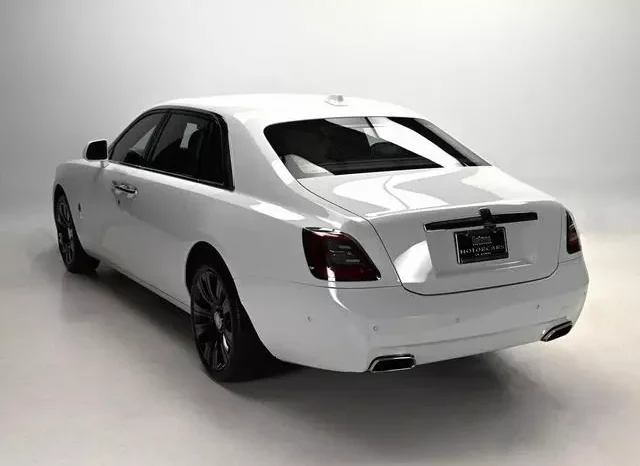 
								Rolls-Royce Ghost full									