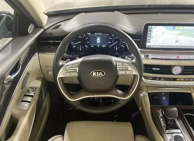 
								Kia K900 Luxury full									