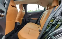 Lexus UX 250h Base