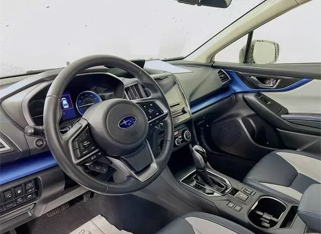 
								Subaru Crosstrek Hybrid Base full									