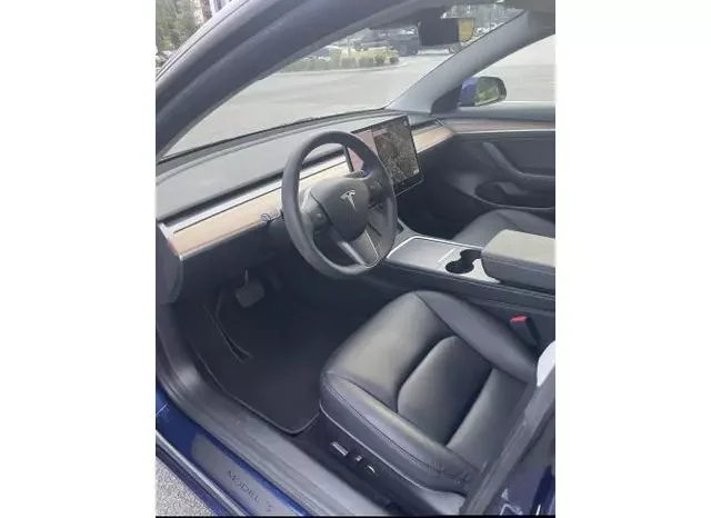 
								Tesla Model 3 Long Range full									