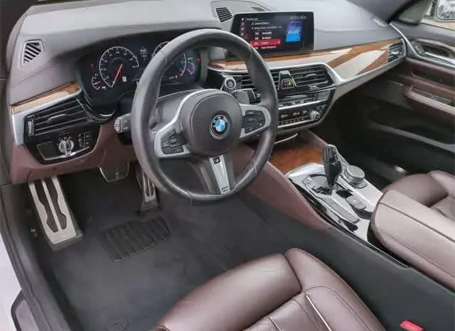 
								BMW 640 Gran Turismo i xDrive full									