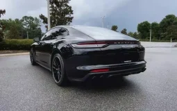 Porsche Panamera 4S