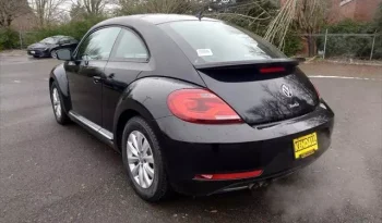 
									Volkswagen Beetle 2.0T S full								