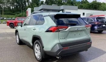 
									Toyota RAV4 Hybrid XLE full								