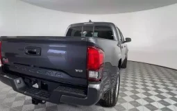 Toyota Tacoma SR