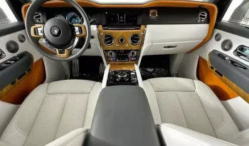 
									Rolls-Royce Cullinan full								