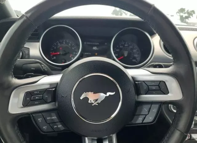 
								Ford Mustang GT Premium full									