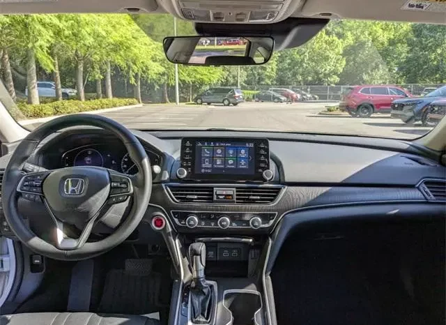 
								Honda Accord EX-L full									