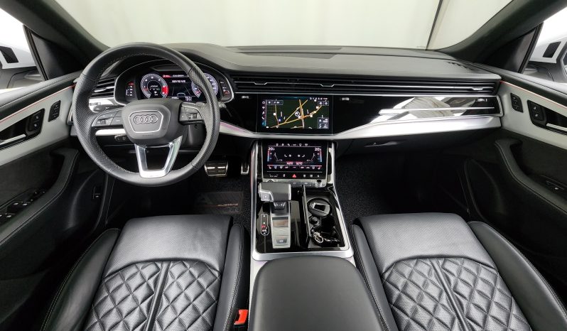 
								Audi Q8 50 TDI Quattro Premium full									