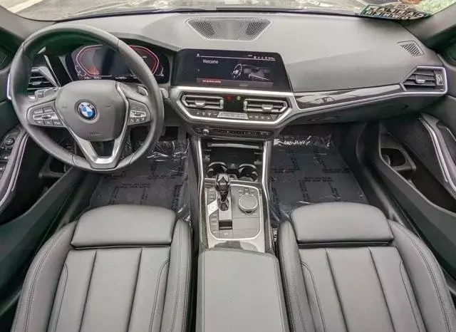 
								BMW 330i full									