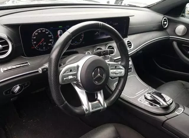 
								Mercedes-Benz AMG E 53 Base 4MATIC full									