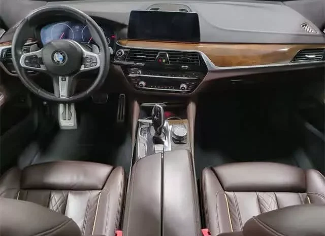 
								BMW 640 Gran Turismo i xDrive full									