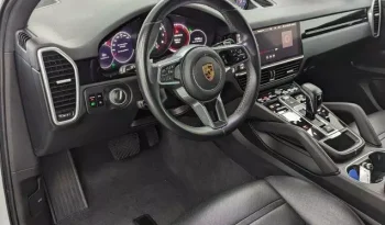 
									Porsche Cayenne Base full								