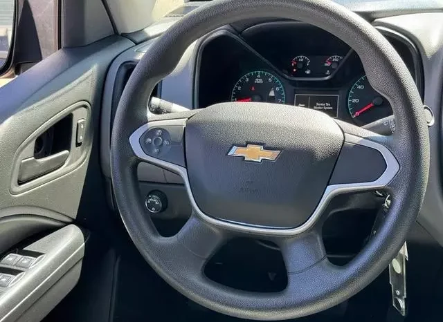 
								Chevrolet Colorado WT full									