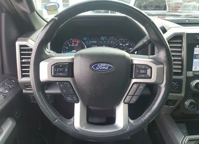 
								Ford F-250 Platinum full									
