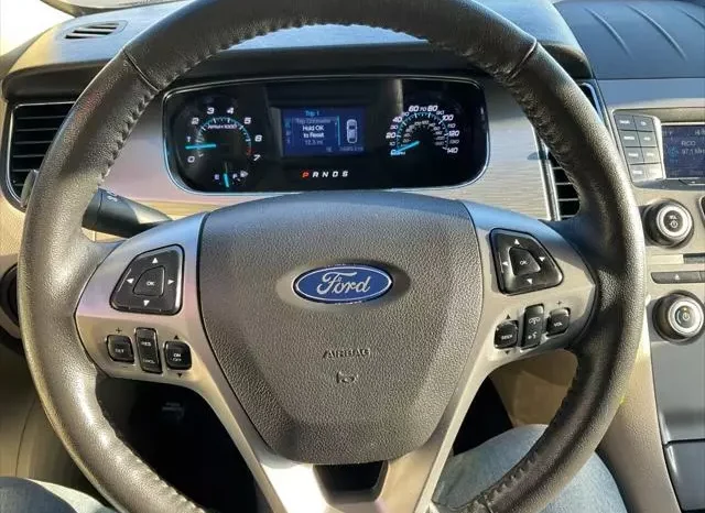
								Ford Taurus SEL full									
