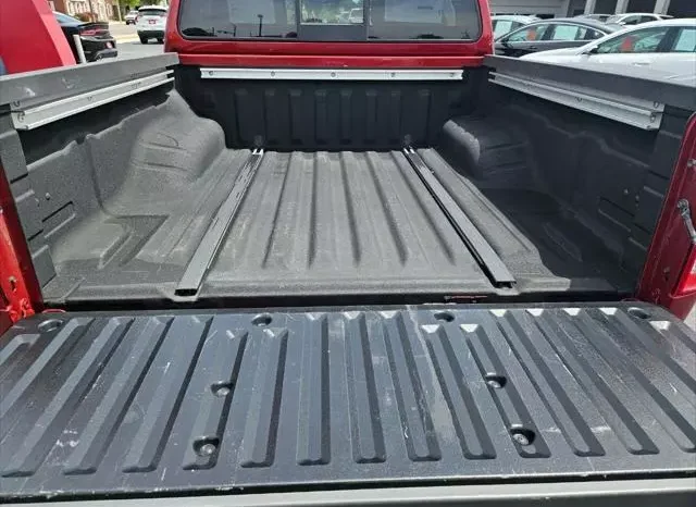 
								Nissan Frontier SV full									