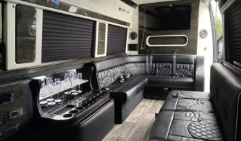 
									Mercedes-Benz Sprinter 3500XD High Roof full								