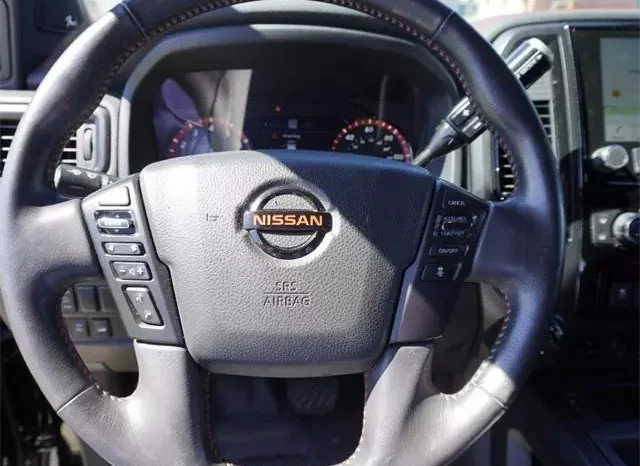 
								Nissan Titan PRO-4X full									