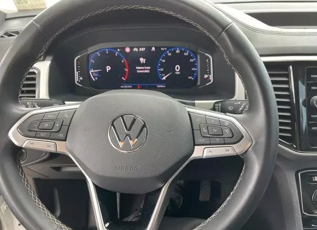 
								Volkswagen Atlas Cross Sport 3.6L V6 SEL Premium full									