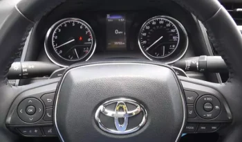 
									Toyota Camry SE full								