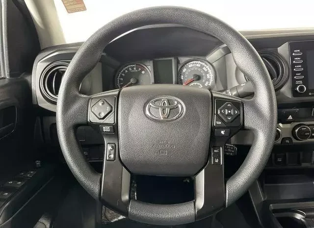 
								Toyota Tacoma SR full									