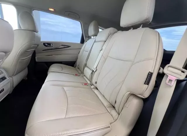 
								INFINITI QX60 Luxe full									