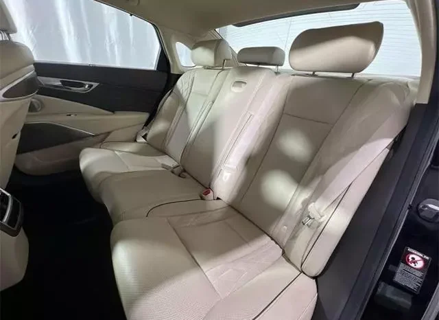 
								Kia K900 Luxury full									