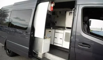 
									Mercedes-Benz Sprinter 4500 High Roof V6 full								