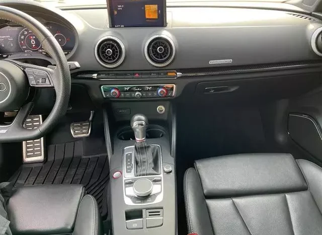 
								Audi S3 2.0T Premium Plus full									