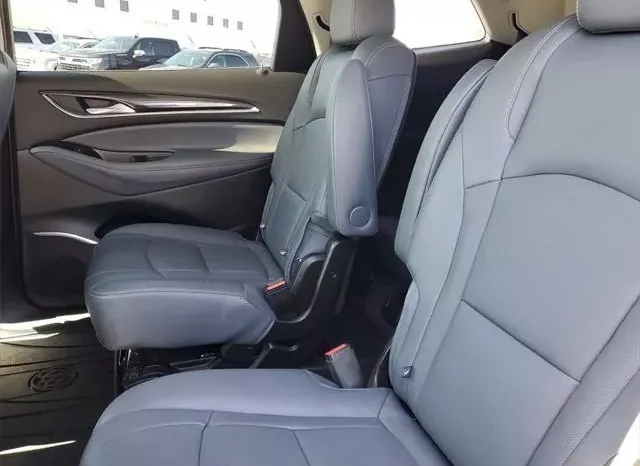 
								Buick Enclave AWD Premium full									