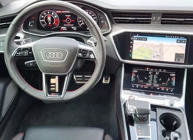 
								Audi RS 6 Avant full									