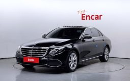 Mercedes-Benz E-Class E300 4MATIC Exclusive