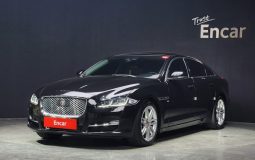 Jaguar XJ 3.0 SC AWD Portfolio LWB X351