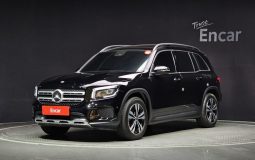 Mercedes-Benz GLB-Class GLB220