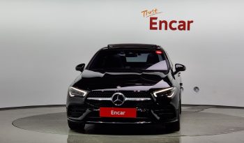 
									Mercedes-Benz CLA-Class CLA250 4MATIC full								